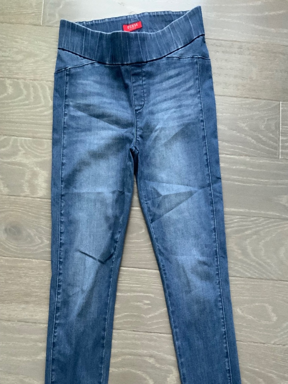 GUESS- Stretch Jeans- Size L
